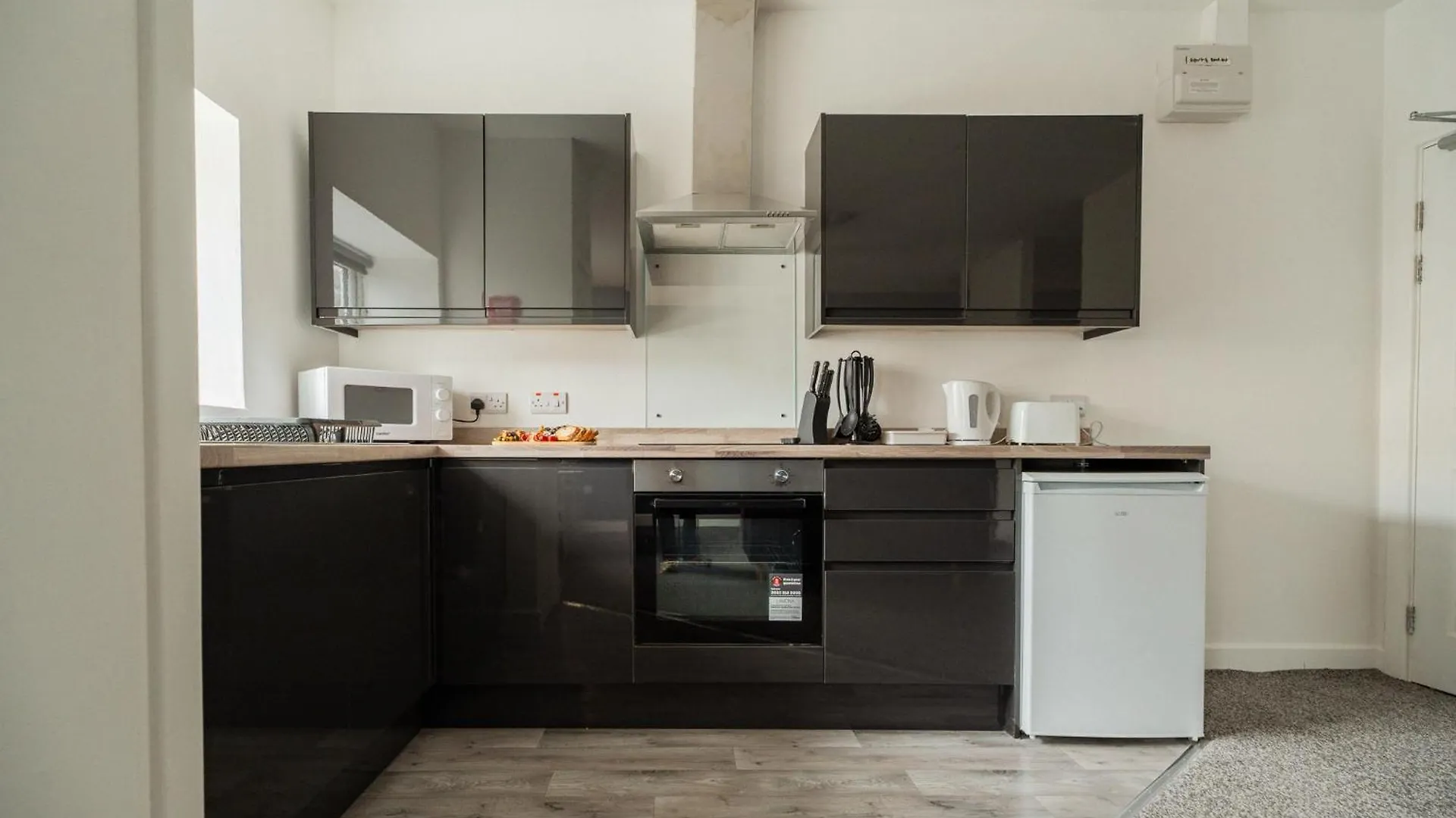Legion House Apt Twelve Middlesbrough TEESSIDE 0*,  イギリス